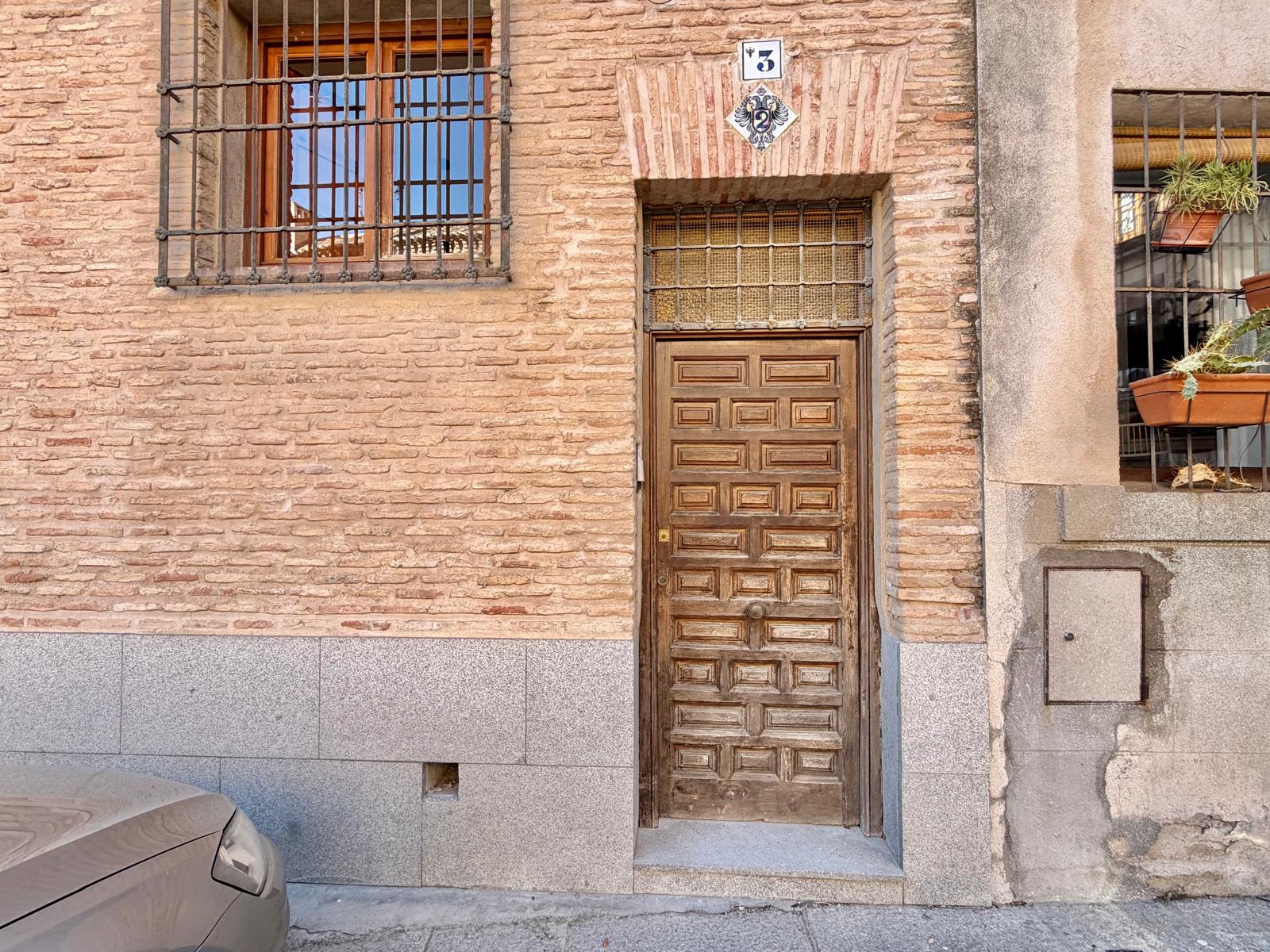 Alquiler de piso en plaza de Santa Clara - Imagen 3