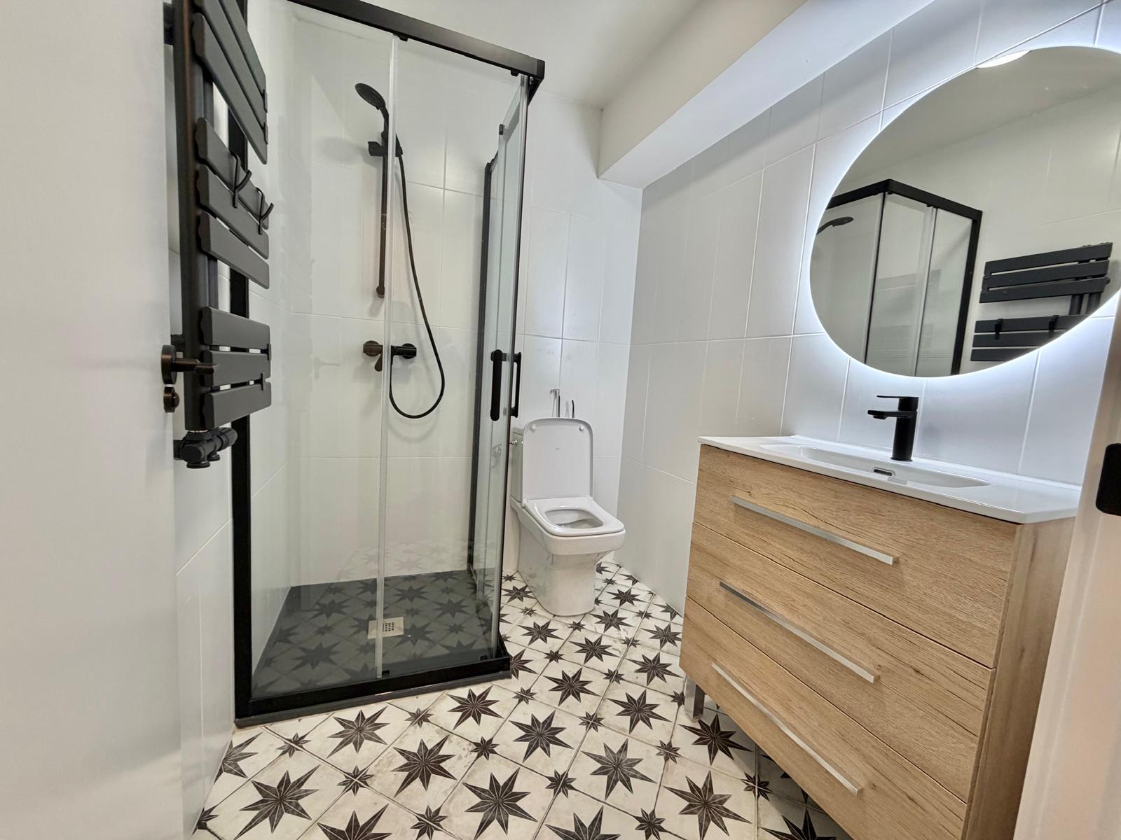 Alquiler de piso en plaza de Santa Clara - Imagen 16