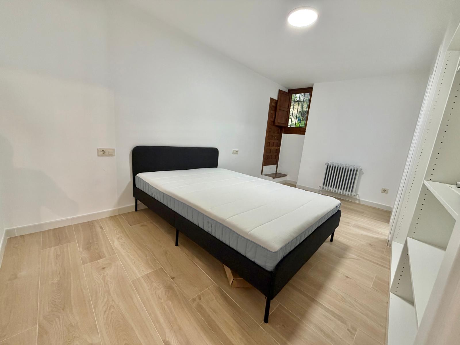 Alquiler de piso en plaza de Santa Clara - Imagen 17