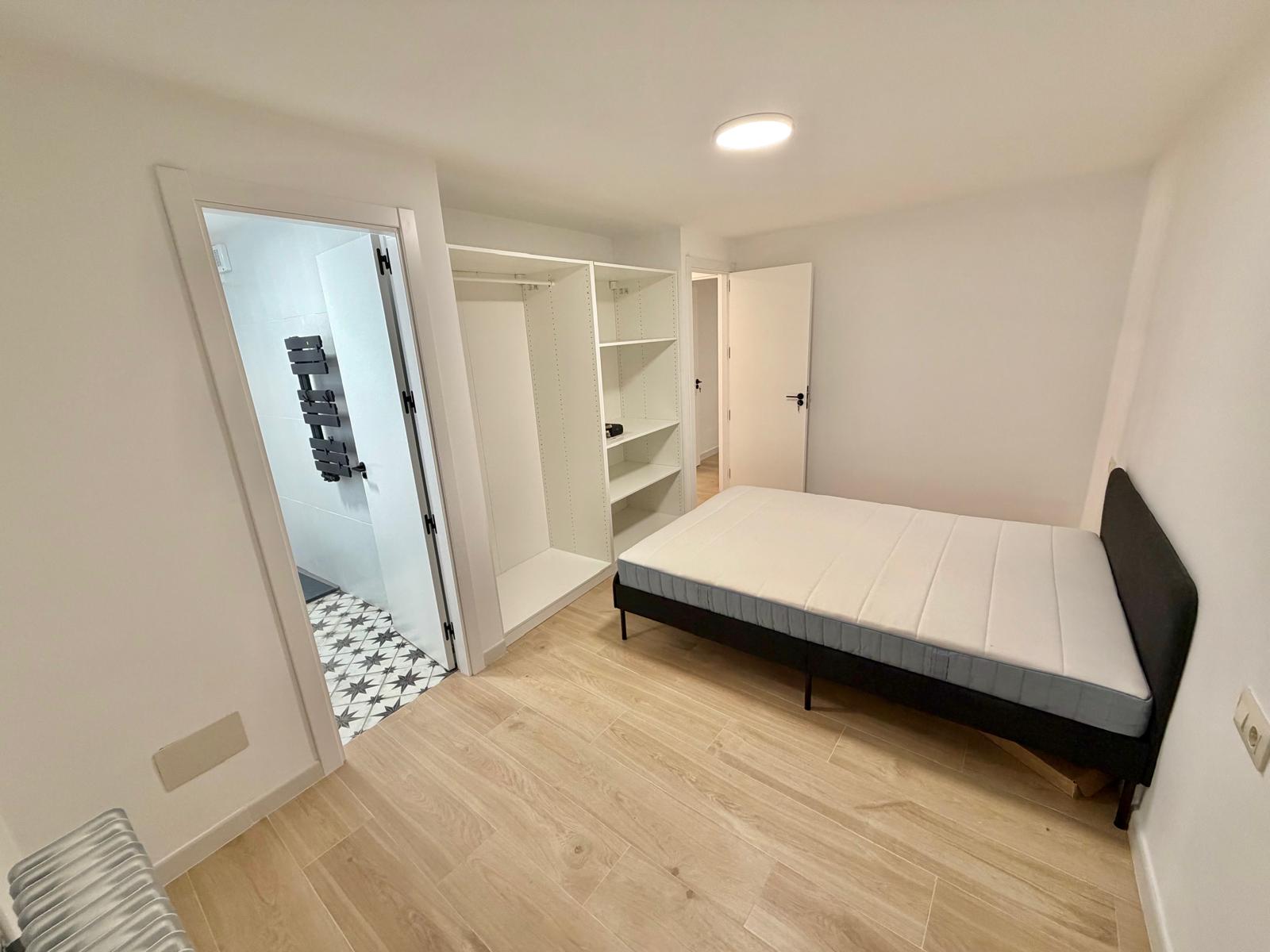 Alquiler de piso en plaza de Santa Clara - Imagen 20