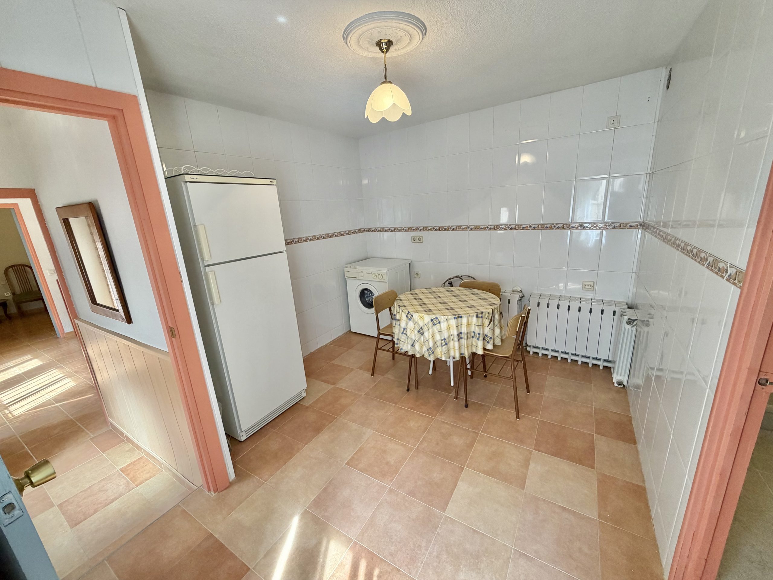 ¡OPORTUNIDAD ÚNICA: 3 VIVIENDAS INDEPENDIENTES! - Imagen 18