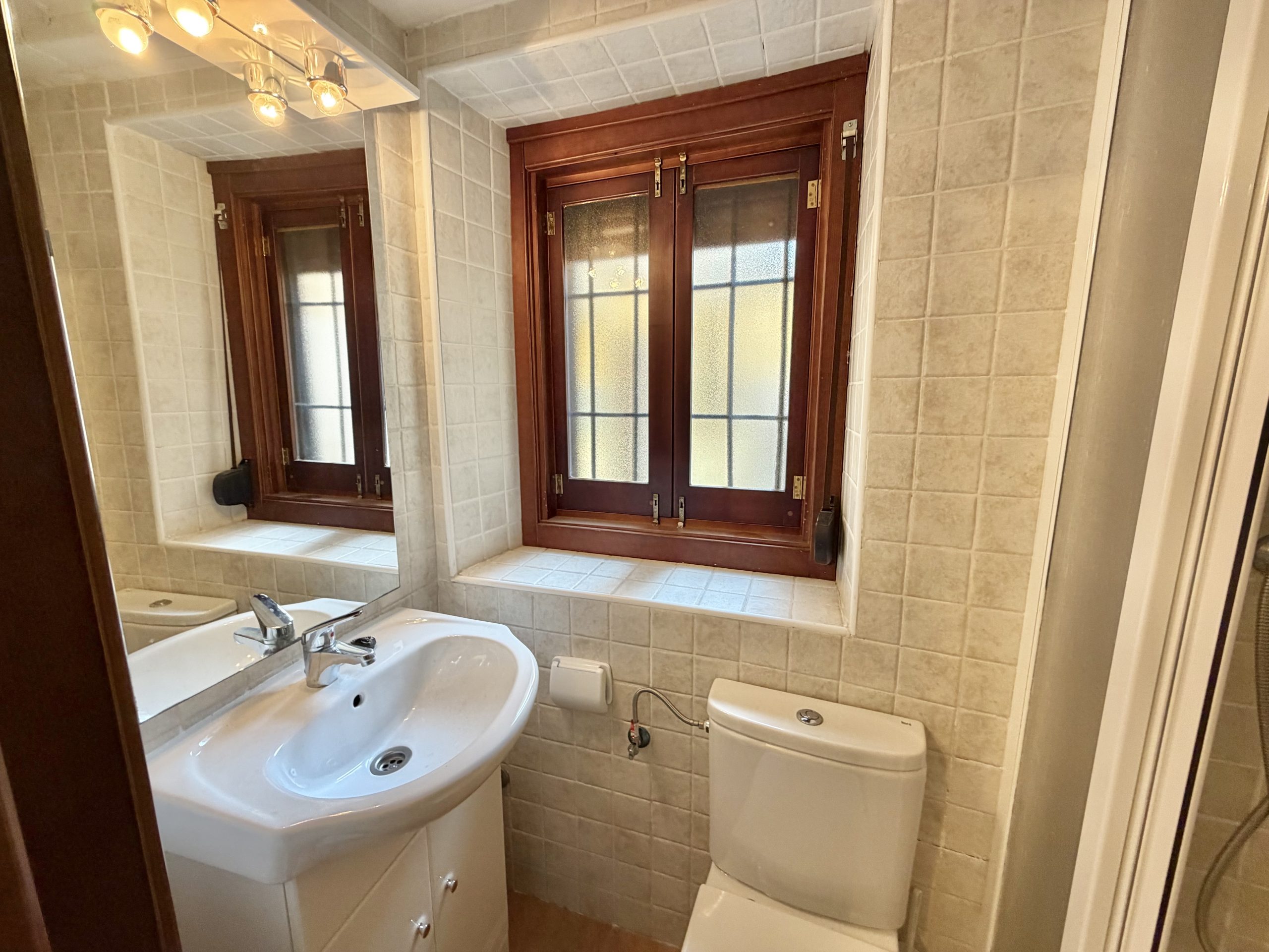 ¡OPORTUNIDAD ÚNICA: 3 VIVIENDAS INDEPENDIENTES! - Imagen 44