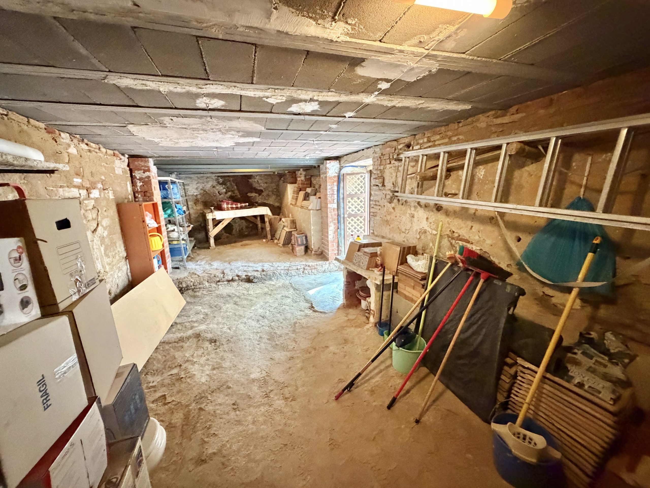 ¡OPORTUNIDAD ÚNICA: 3 VIVIENDAS INDEPENDIENTES! - Imagen 63